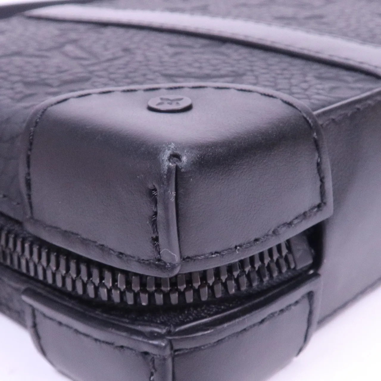 LOUIS VUITTON Soft Trunk M80224 肩背包 牛皮 黑色 / Black 牛皮 中古品A - 縮圖 10