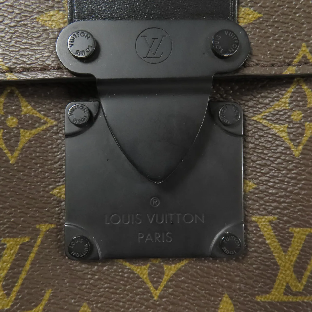 LOUIS VUITTON S-Lock M81522 肩背包 塗層帆布 棕色 / Brown 塗層帆布 中古品A - 縮圖 12