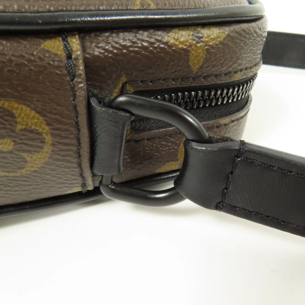 LOUIS VUITTON Christopher M69404 肩背包 塗層帆布 棕色 / 黑色 / Brown 塗層帆布 中古品A - 縮圖 11