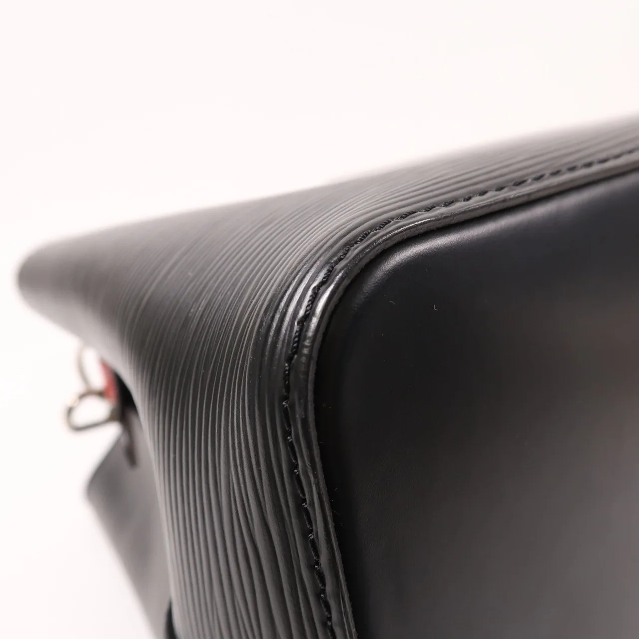 LOUIS VUITTON NeoNoe M52853 兩用包 牛皮 黑色 / 紅色 / Black/Navy 牛皮 中古品A - 縮圖 9