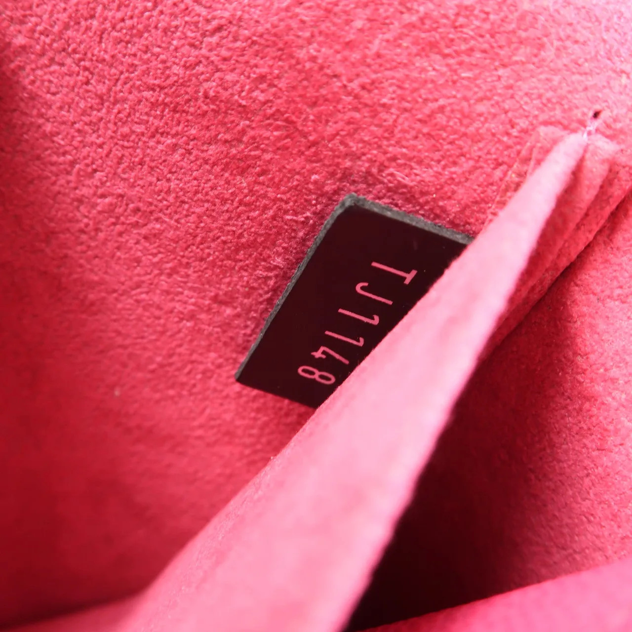 LOUIS VUITTON M64579 肩背包 牛皮 黑色 / 粉色 / Black 牛皮 中古品A - 縮圖 7