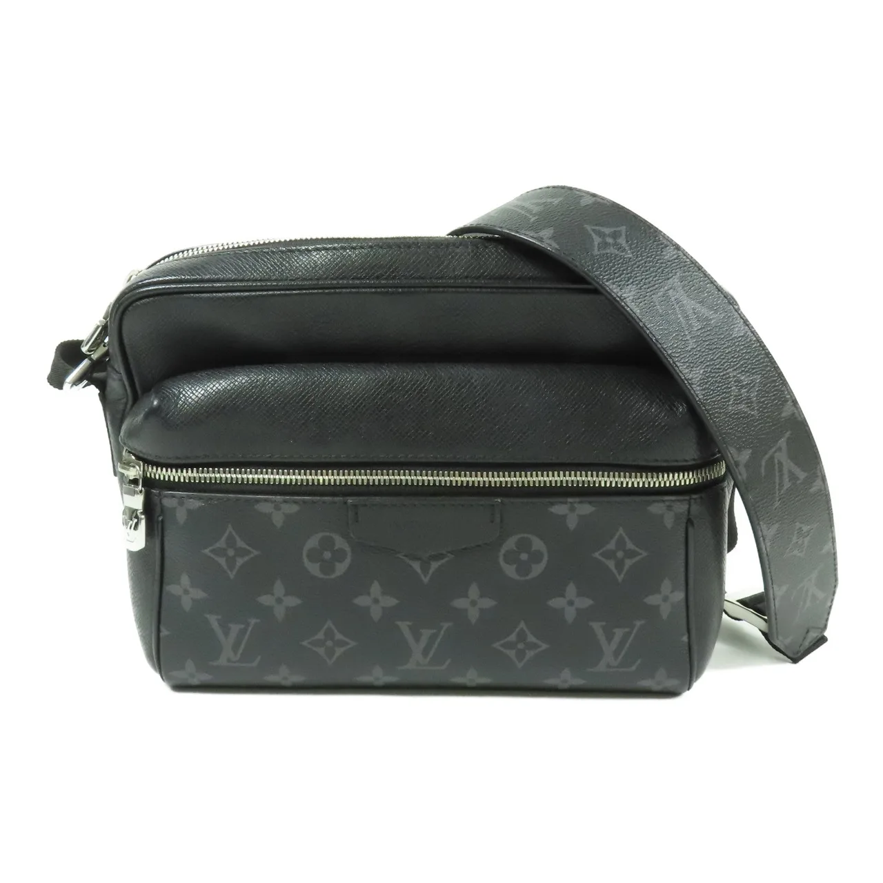 LOUIS VUITTON Outdoor Messenger M30233 肩背包 塗層帆布 黑色 / Black
