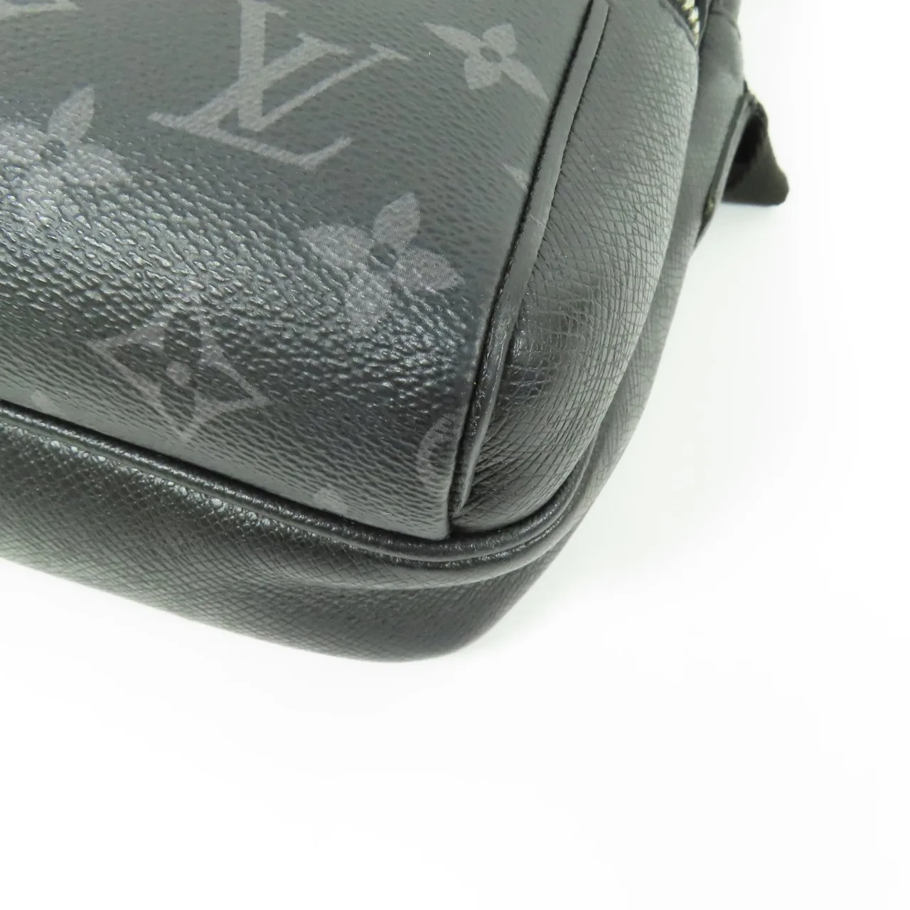 LOUIS VUITTON Outdoor Messenger M30233 肩背包 塗層帆布 黑色 / Black 塗層帆布 中古品A - 縮圖 6