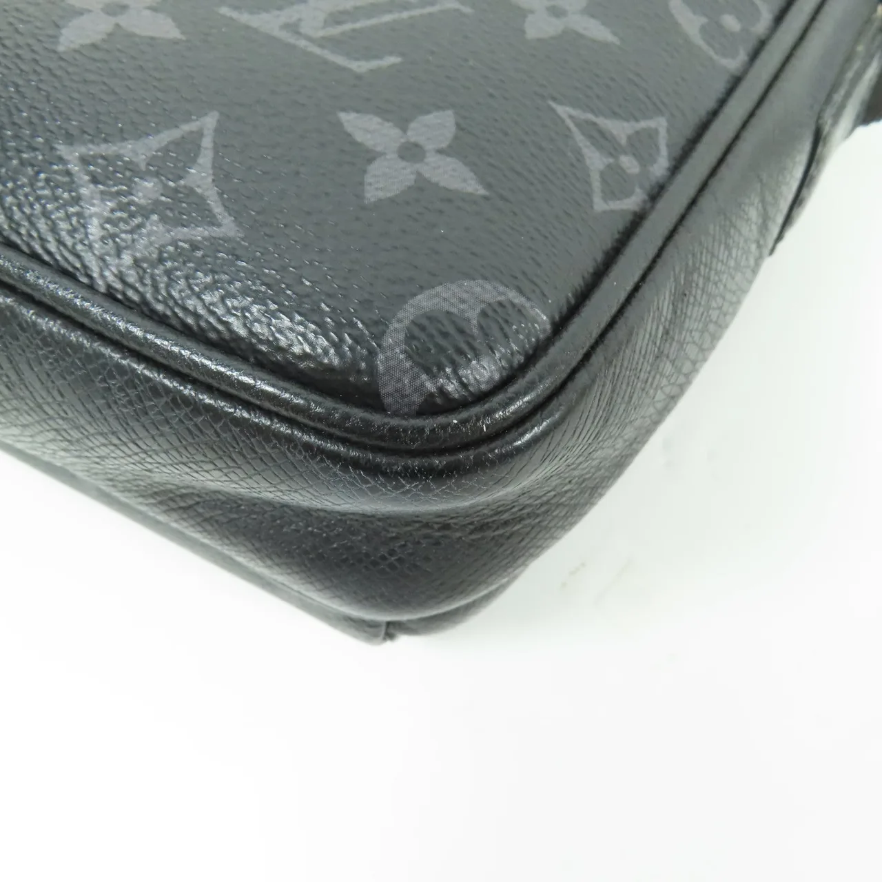 LOUIS VUITTON Outdoor Messenger M30233 肩背包 塗層帆布 黑色 / Black 塗層帆布 中古品A - 縮圖 8