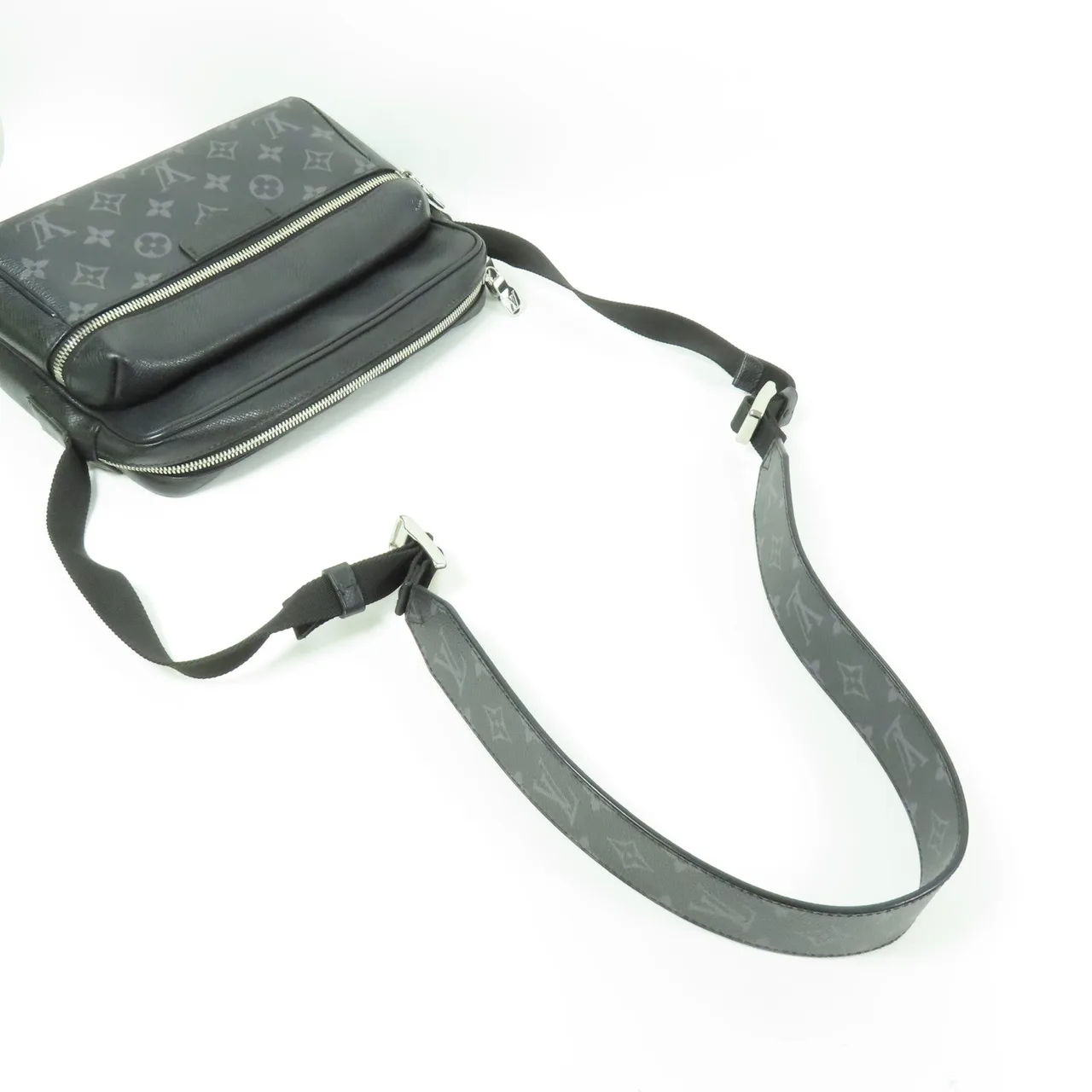 LOUIS VUITTON Outdoor Messenger M30233 肩背包 塗層帆布 黑色 / Black 塗層帆布 中古品A - 縮圖 9