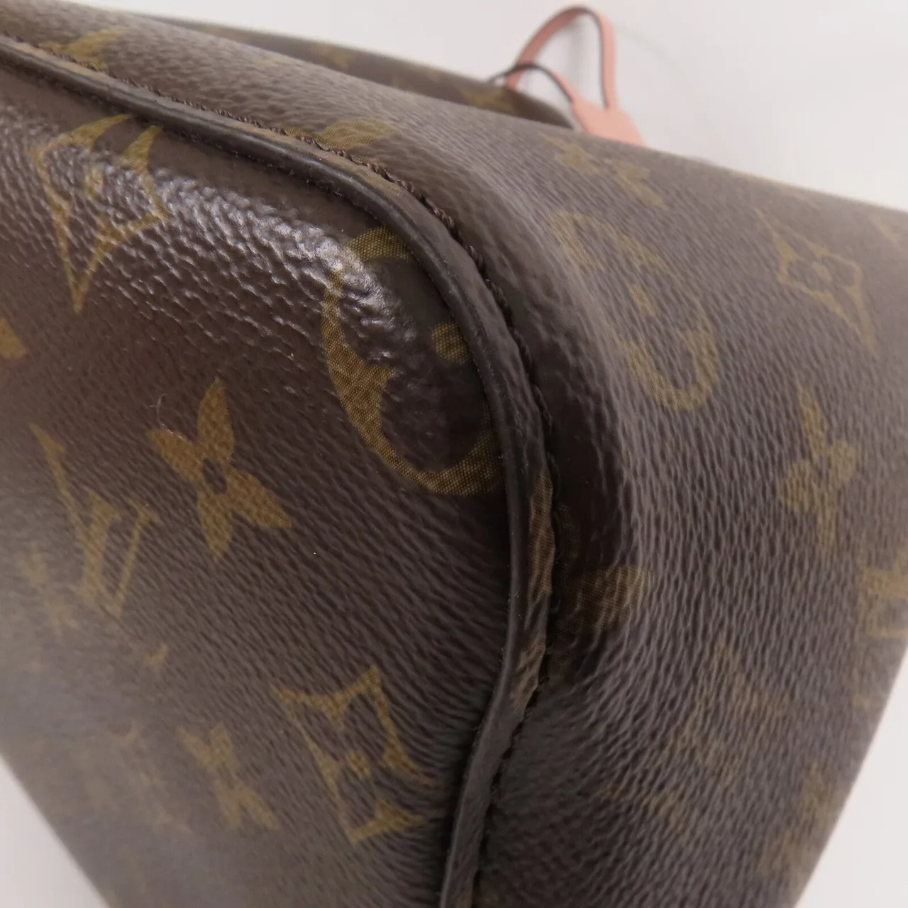 LOUIS VUITTON NeoNoe M44022 肩背包 塗層帆布 棕色 / 粉色 / Brown/Pink 塗層帆布 中古品B - 縮圖 7