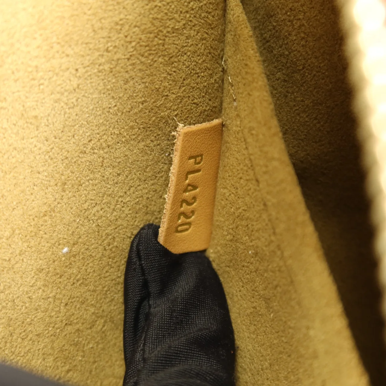 LOUIS VUITTON Game On Coeur M57456 肩背包 塗層帆布 棕色 / Brown 塗層帆布 中古品A - 縮圖 8