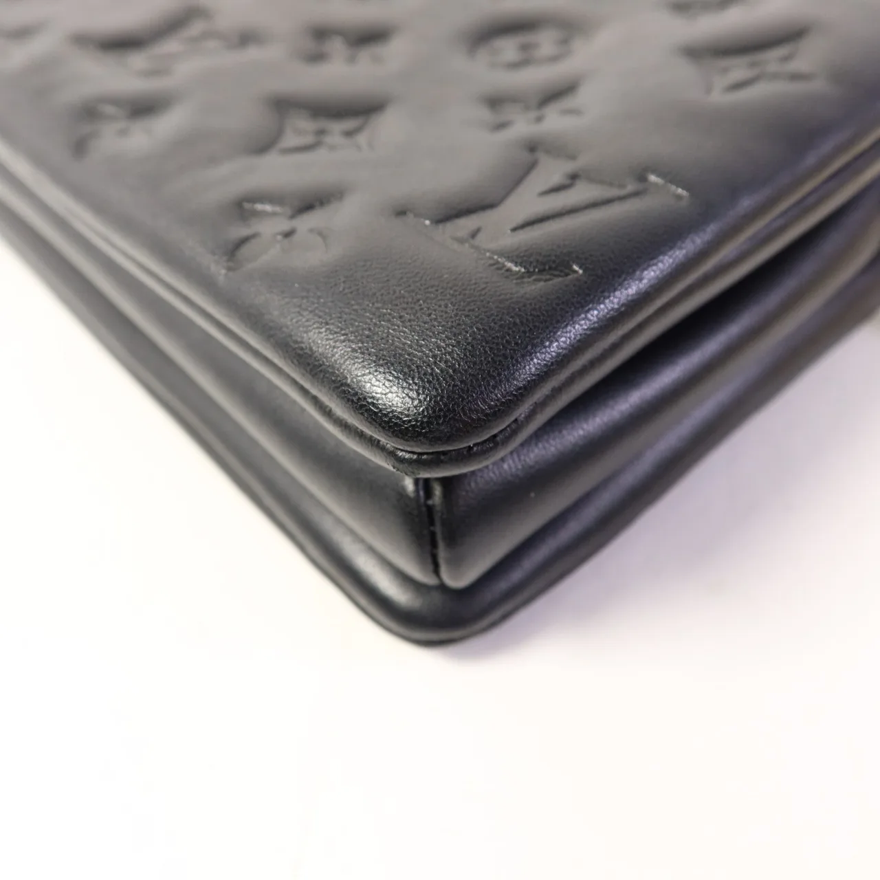 LOUIS VUITTON Coussin M21259 兩用包 羊皮 黑色 / Black 羊皮 中古品A - 縮圖 14