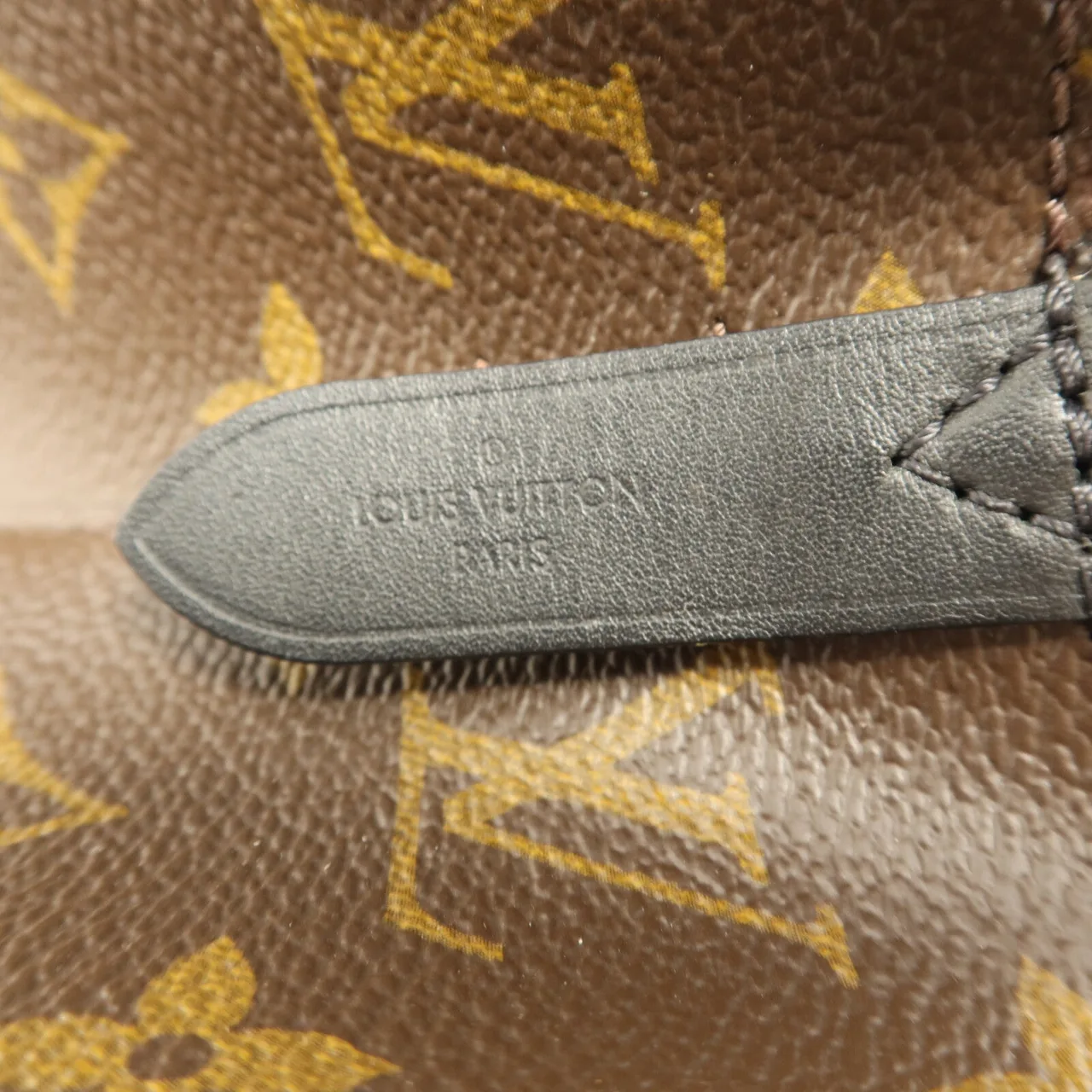 LOUIS VUITTON NeoNoe M44020 肩背包 塗層帆布 棕色 / 黑色 / Brown/Black 塗層帆布 中古品A - 縮圖 7