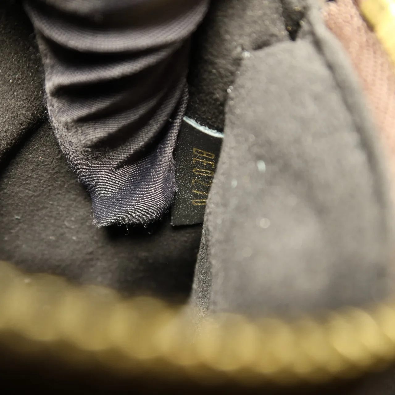 LOUIS VUITTON NeoNoe M44020 肩背包 塗層帆布 棕色 / 黑色 / Brown/Black 塗層帆布 中古品A - 縮圖 8