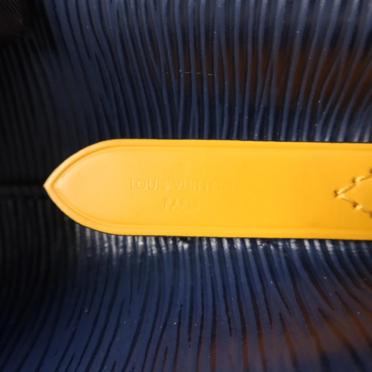 LOUIS VUITTON NeoNoe M53610 兩用包 牛皮 海軍藍 / 黃色 / Navy/Yellow 牛皮 中古品A - 縮圖 7