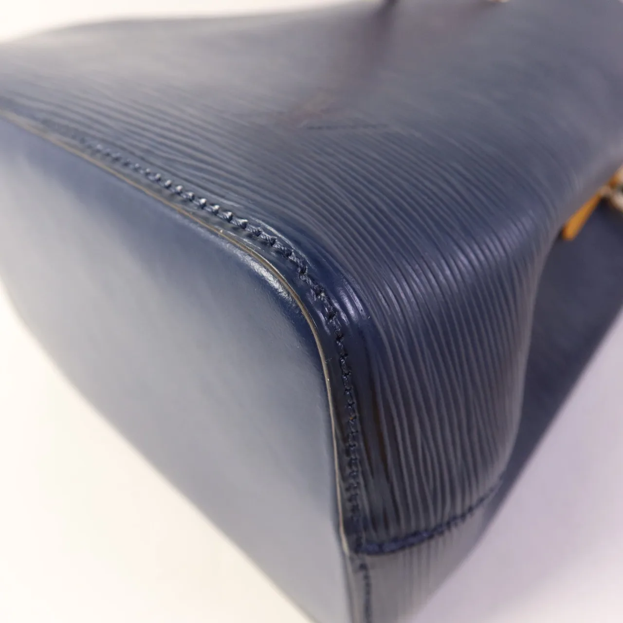 LOUIS VUITTON NeoNoe M53610 兩用包 牛皮 海軍藍 / 黃色 / Navy/Yellow 牛皮 中古品A - 縮圖 13