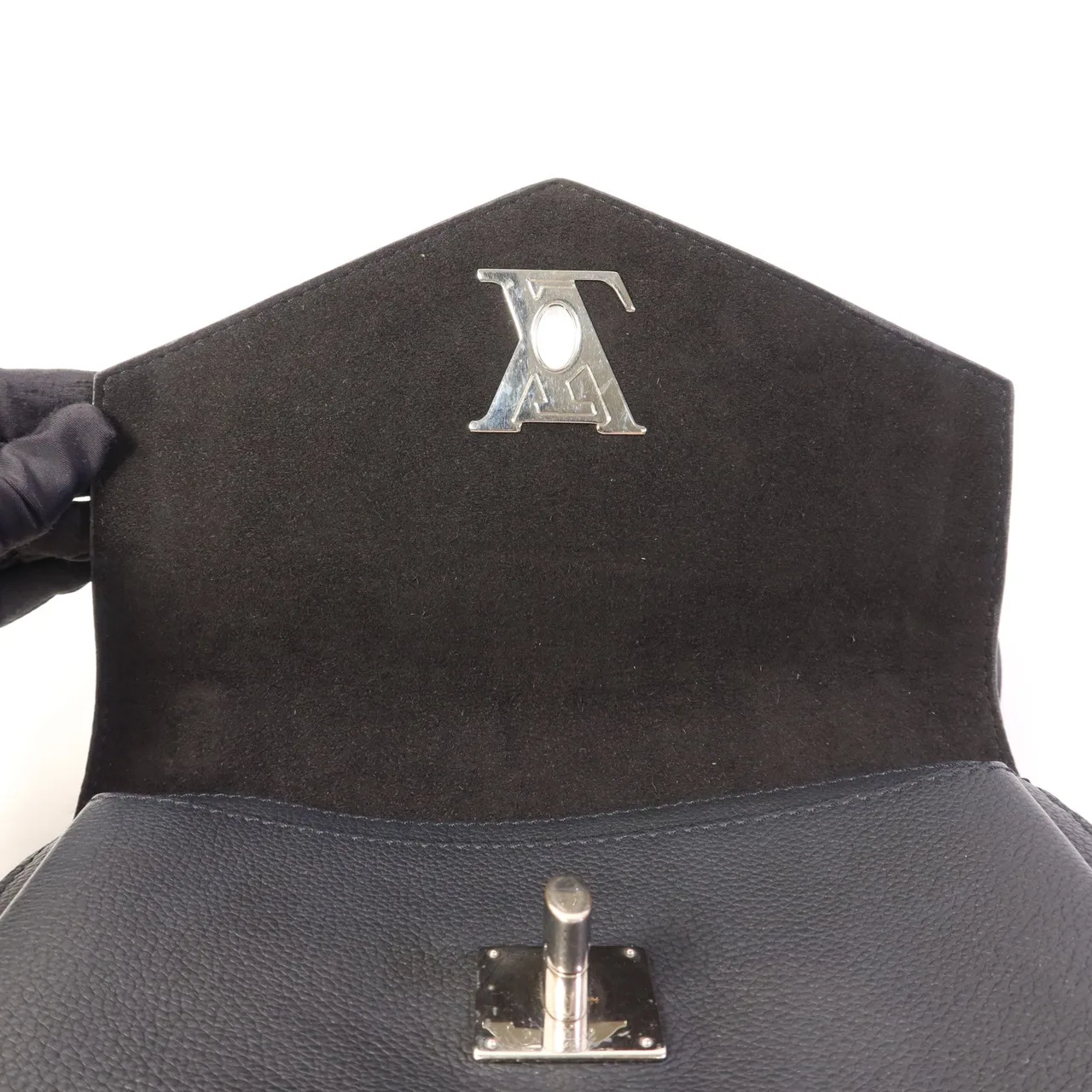 LOUIS VUITTON Lock Me M51418 肩背包 牛皮 黑色 / Black 牛皮 中古品B - 縮圖 10