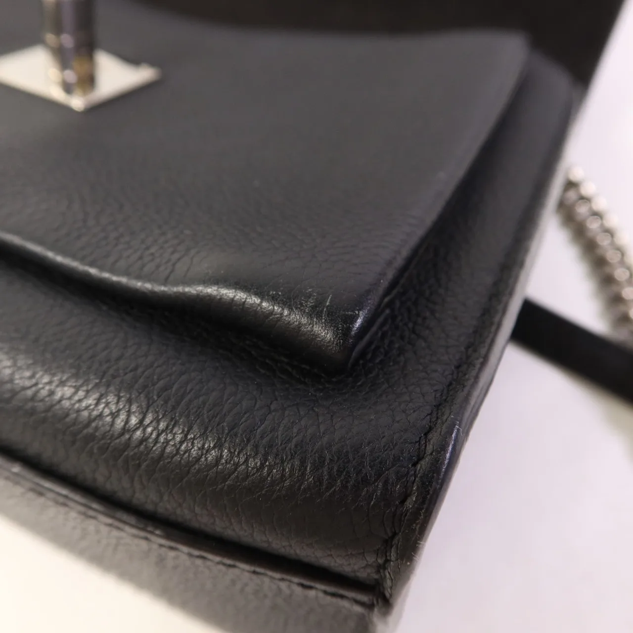 LOUIS VUITTON Lock Me M51418 肩背包 牛皮 黑色 / Black 牛皮 中古品B - 縮圖 16