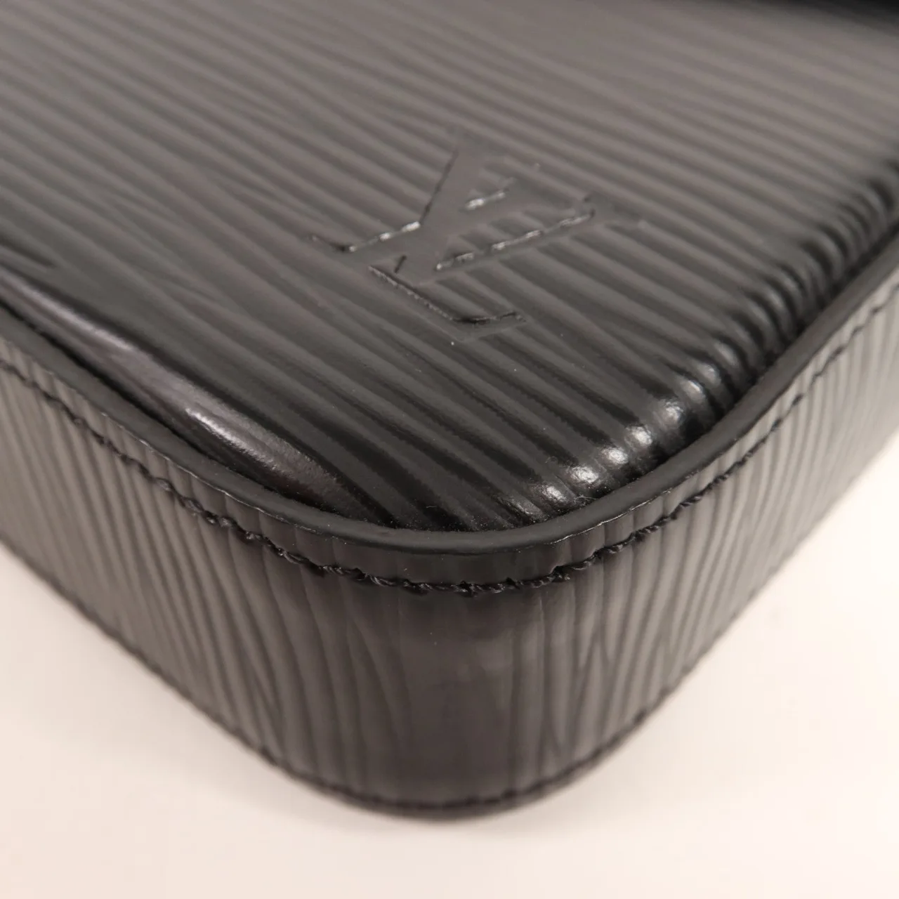 LOUIS VUITTON Felicie M62648 Shoulder Bag Leather 黑色 Leather Rank A - Thumbnail 9