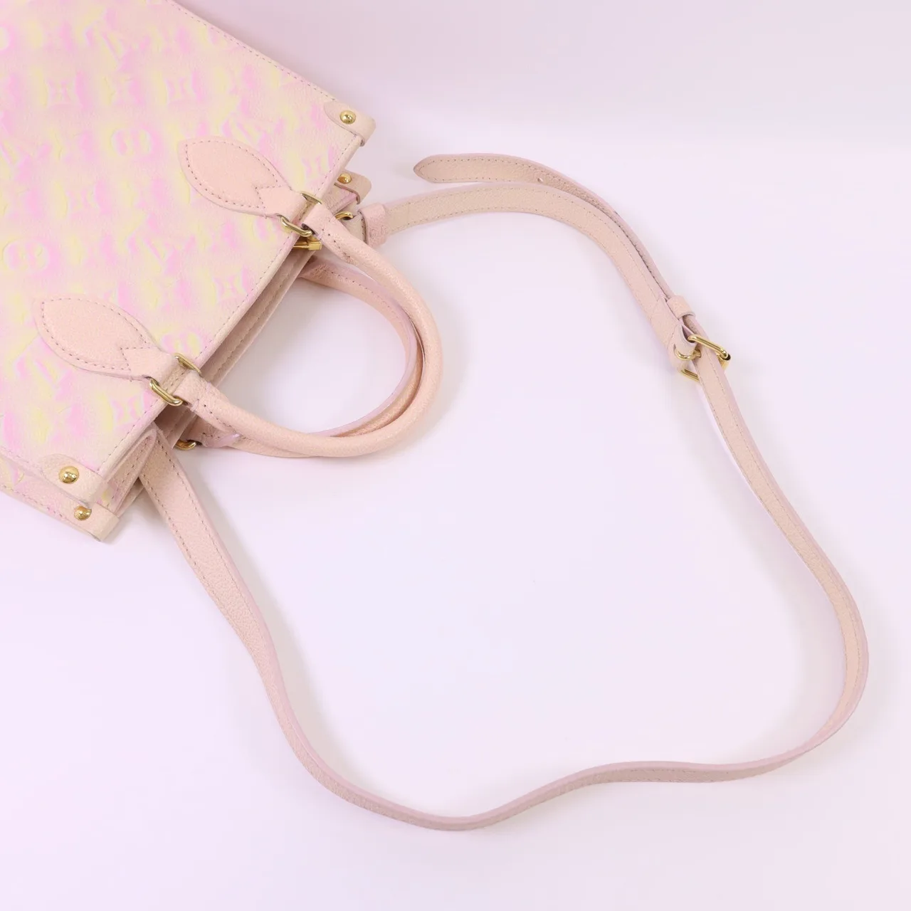 LOUIS VUITTON OnTheGo M46168 2-Way Bag Calfskin 粉色 / 黃色 / Light Pink/Yellow Calfskin Rank B - Thumbnail 5