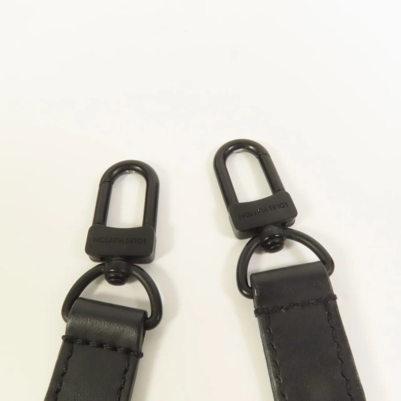 LOUIS VUITTON S-Lock M81524 Shoulder Bag Calfskin 黑色 / Black Calfskin Rank A - Thumbnail 7