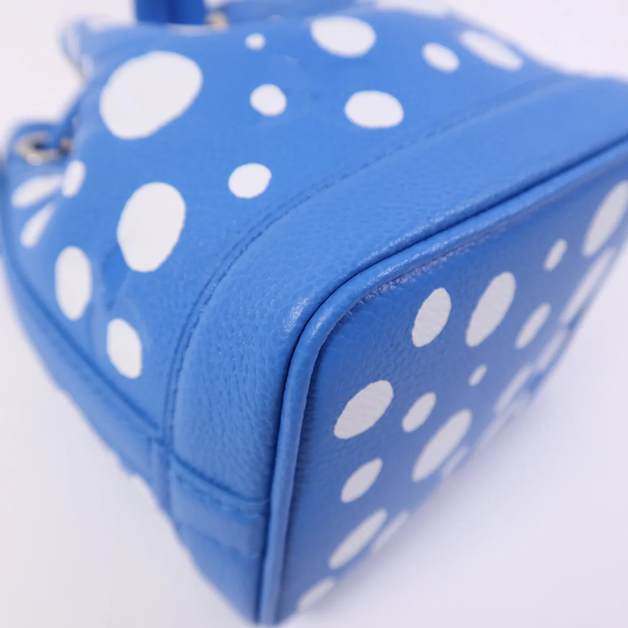 LOUIS VUITTON Nano Noe M81985 2-Way Bag Calfskin 白色 / 藍色 / Blue/White Calfskin Like New - Thumbnail 10