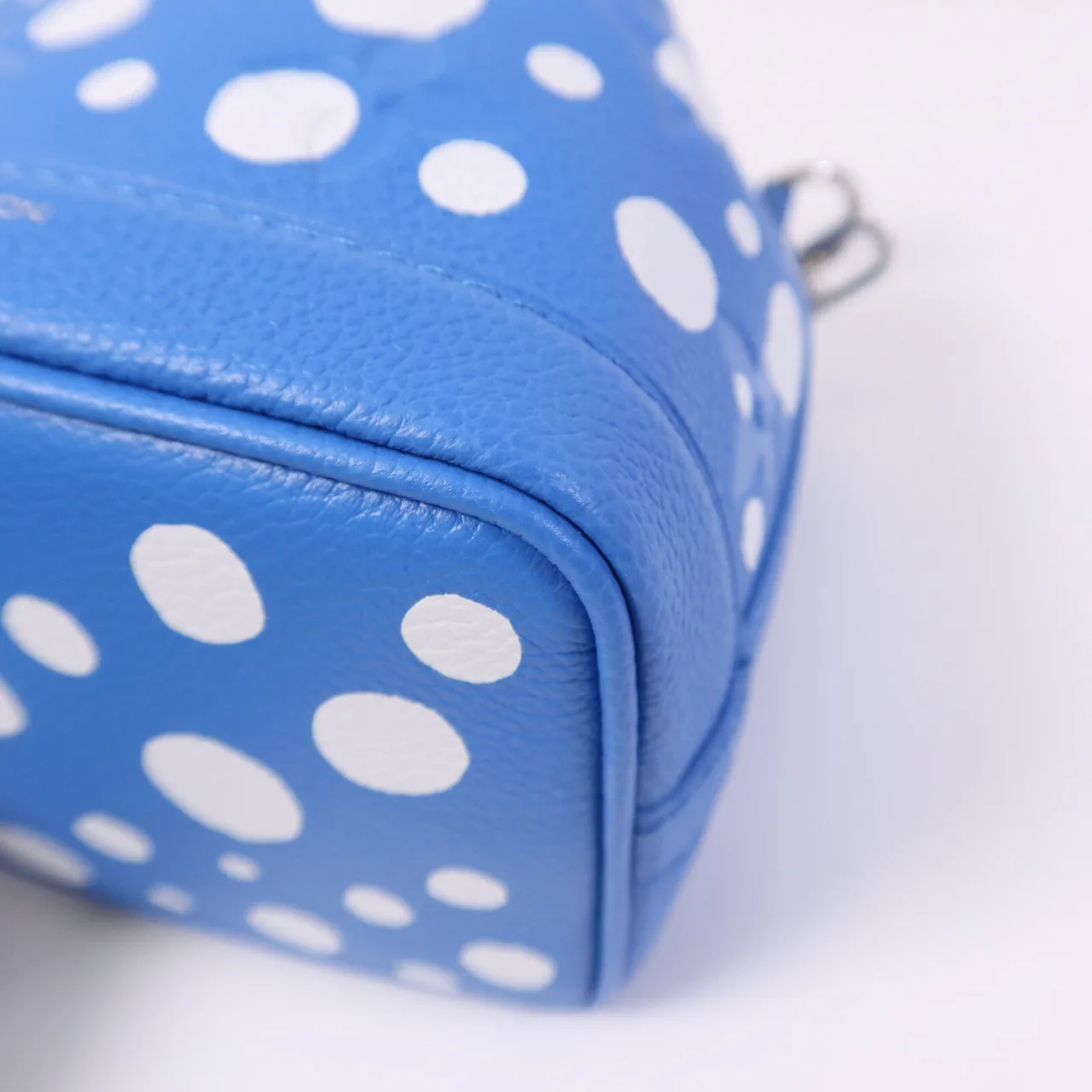 LOUIS VUITTON Nano Noe M81985 2-Way Bag Calfskin 白色 / 藍色 / Blue/White Calfskin Like New - Thumbnail 11