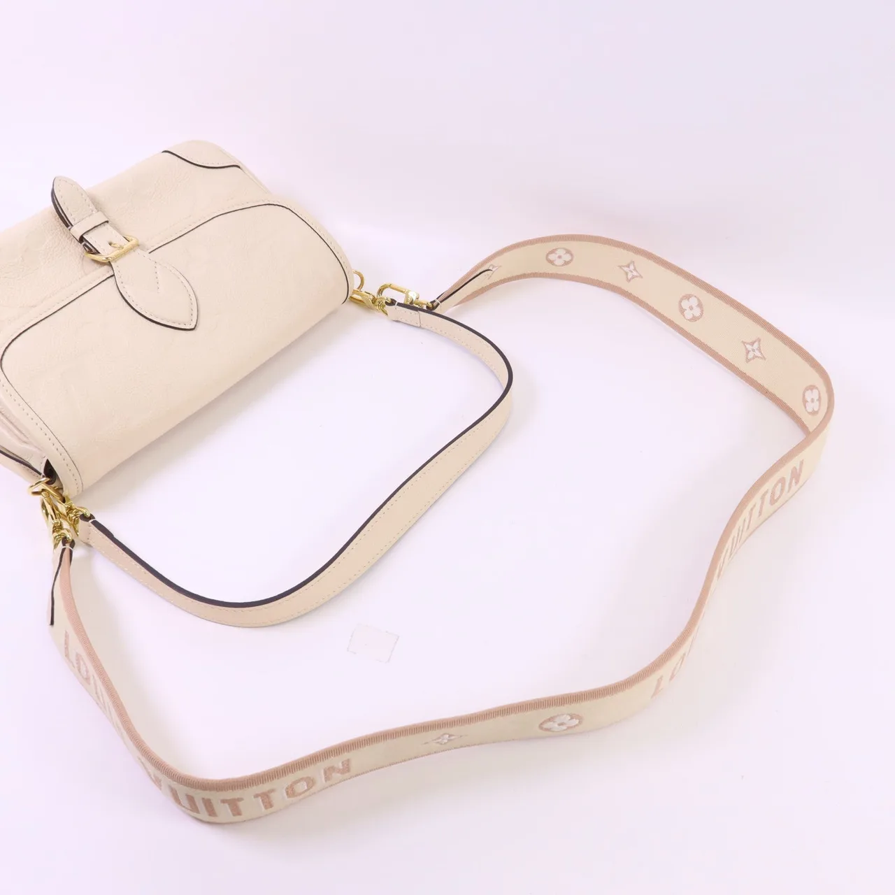 LOUIS VUITTON Diane M46388 2-Way Bag Calfskin 米色 Calfskin Rank A - Thumbnail 5