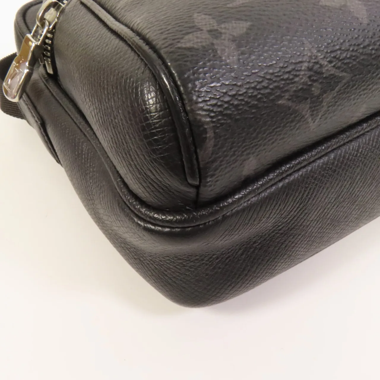 LOUIS VUITTON Outdoor Messenger M30233 Shoulder Bag Coated Canvas 黑色 / Black Coated Canvas Rank A - Thumbnail 12