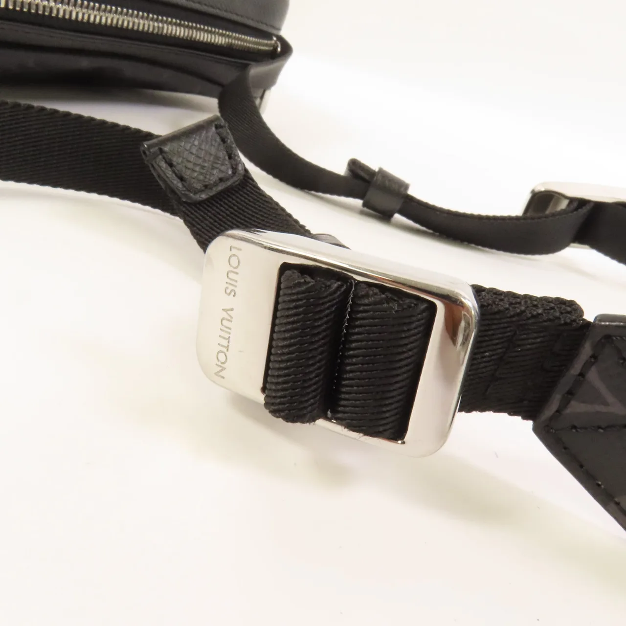 LOUIS VUITTON Outdoor Messenger M30233 Shoulder Bag Coated Canvas 黑色 / Black Coated Canvas Rank A - Thumbnail 6