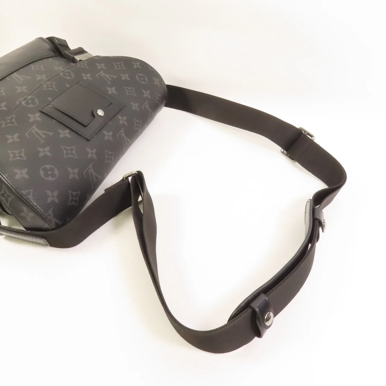 LOUIS VUITTON Outdoor Messenger M30233 肩背包 塗層帆布 黑色 / Black 塗層帆布 中古品A - 縮圖 5