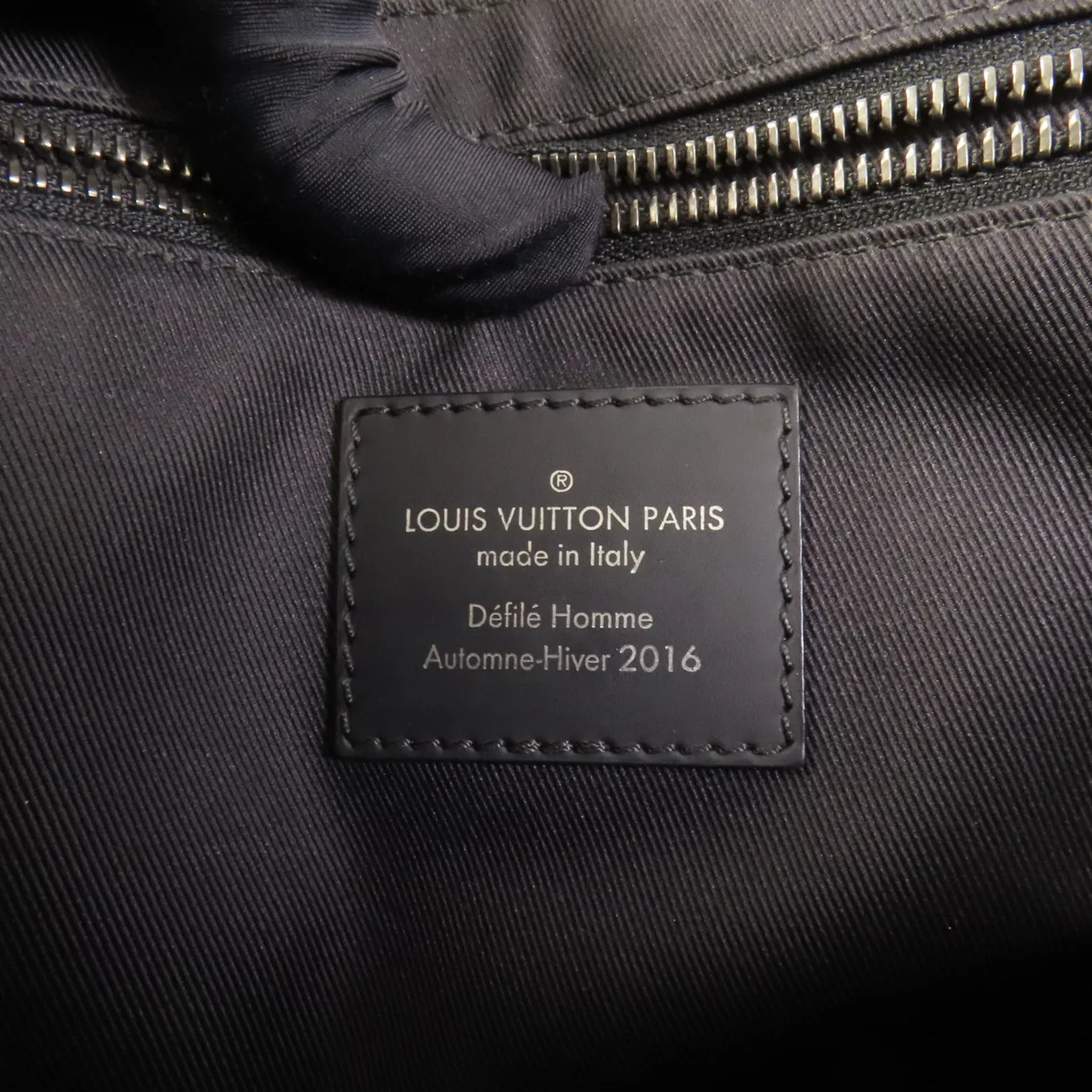 LOUIS VUITTON Outdoor Messenger M30233 肩背包 塗層帆布 黑色 / Black 塗層帆布 中古品A - 縮圖 9