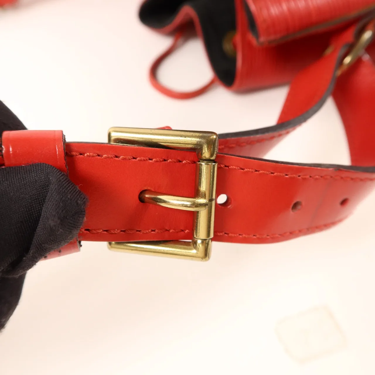 LOUIS VUITTON Noe M44107 Shoulder Bag Calfskin 紅色 Calfskin Rank B - Thumbnail 9