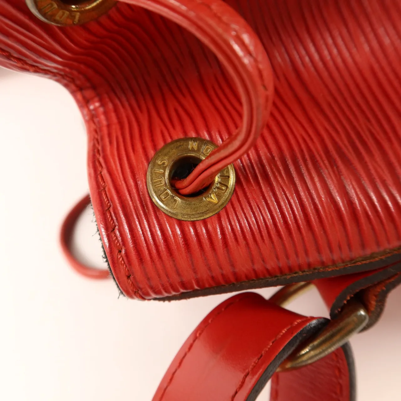 LOUIS VUITTON Noe M44107 Shoulder Bag Calfskin 紅色 Calfskin Rank B - Thumbnail 10