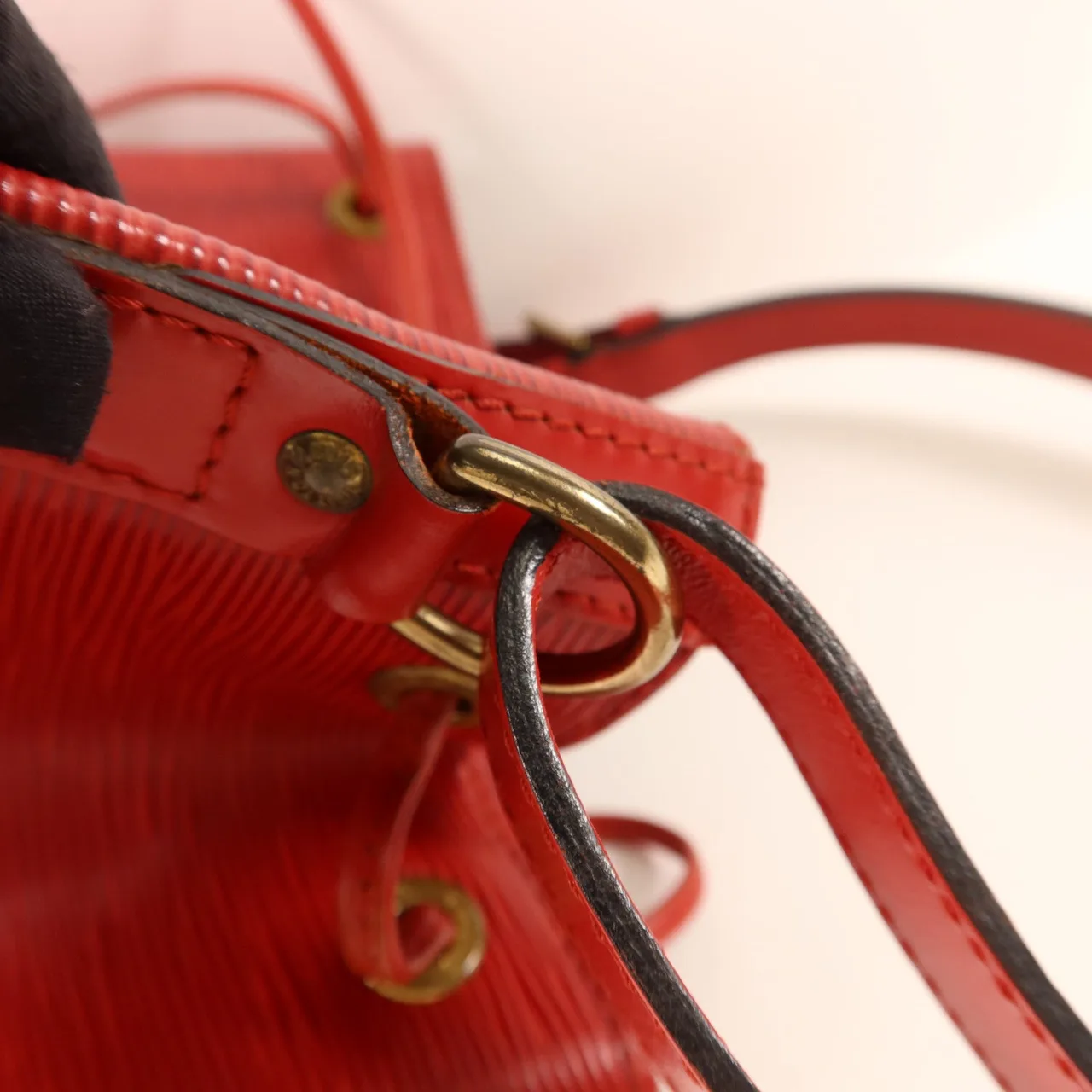 LOUIS VUITTON Noe M44107 Shoulder Bag Calfskin 紅色 Calfskin Rank B - Thumbnail 12