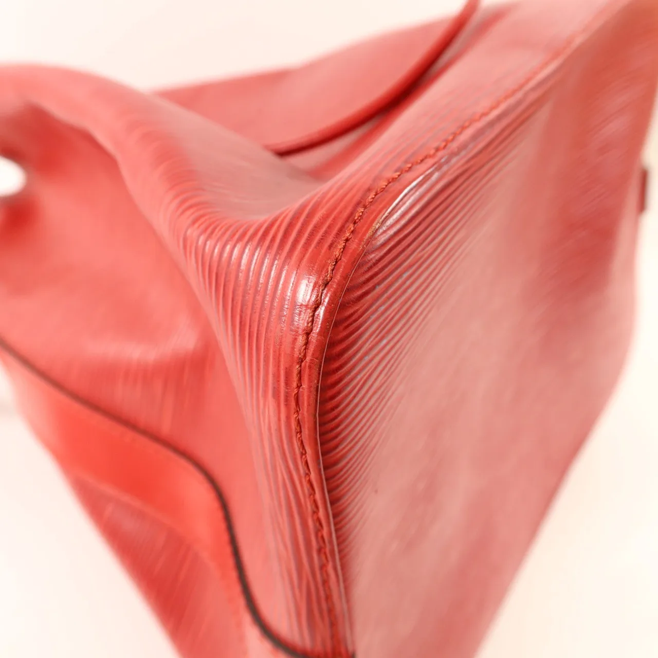 LOUIS VUITTON Noe M44107 Shoulder Bag Calfskin 紅色 Calfskin Rank B - Thumbnail 14