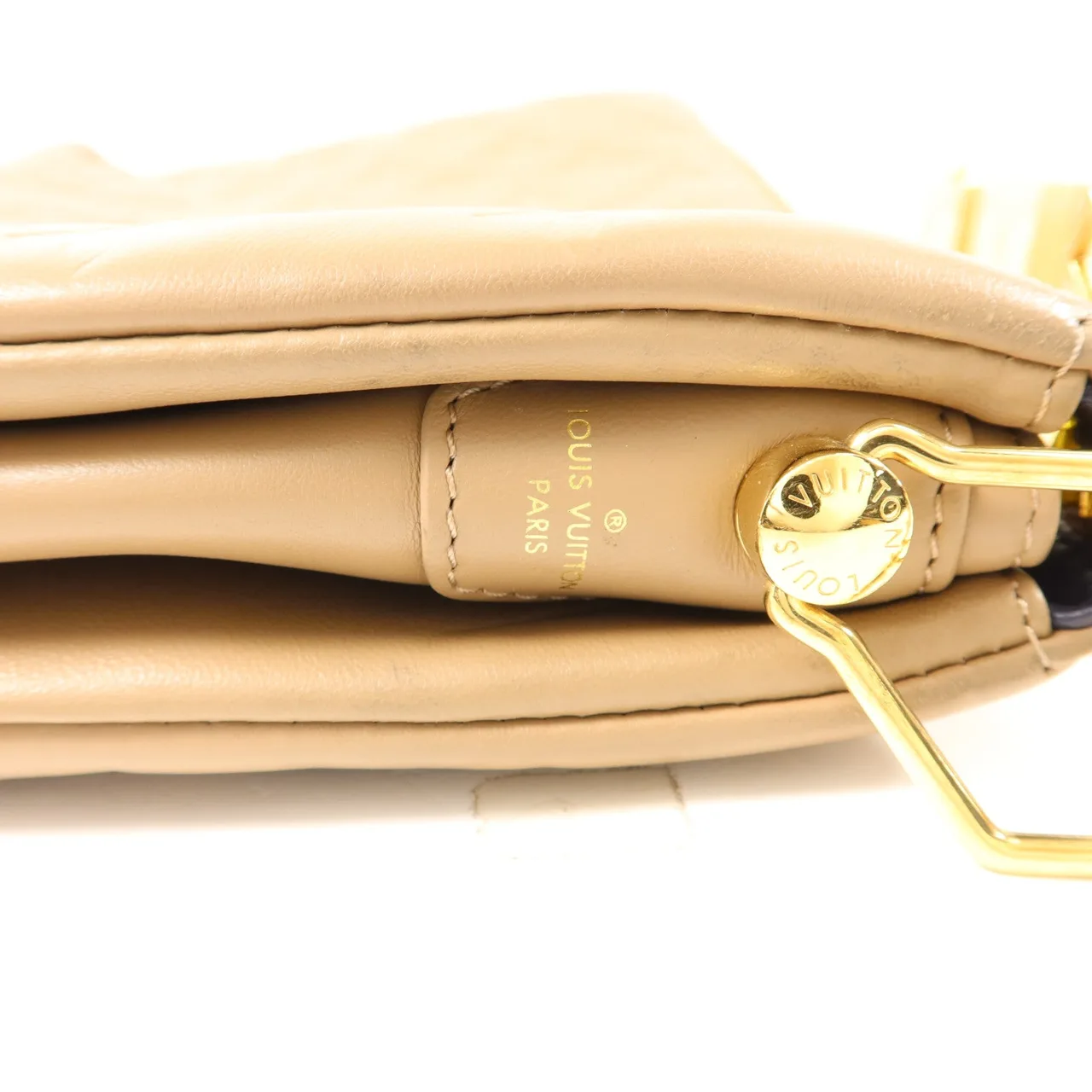 LOUIS VUITTON Coussin M21276 肩背包 羊皮 棕色 / Taupe 羊皮 中古品B - 縮圖 8