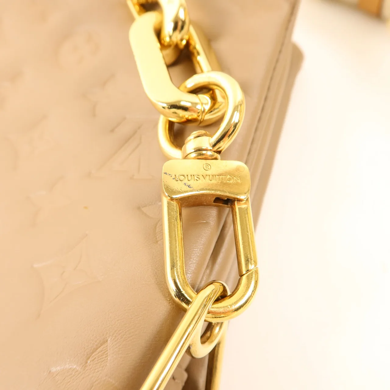 LOUIS VUITTON Coussin M21276 肩背包 羊皮 棕色 / Taupe 羊皮 中古品B - 縮圖 11