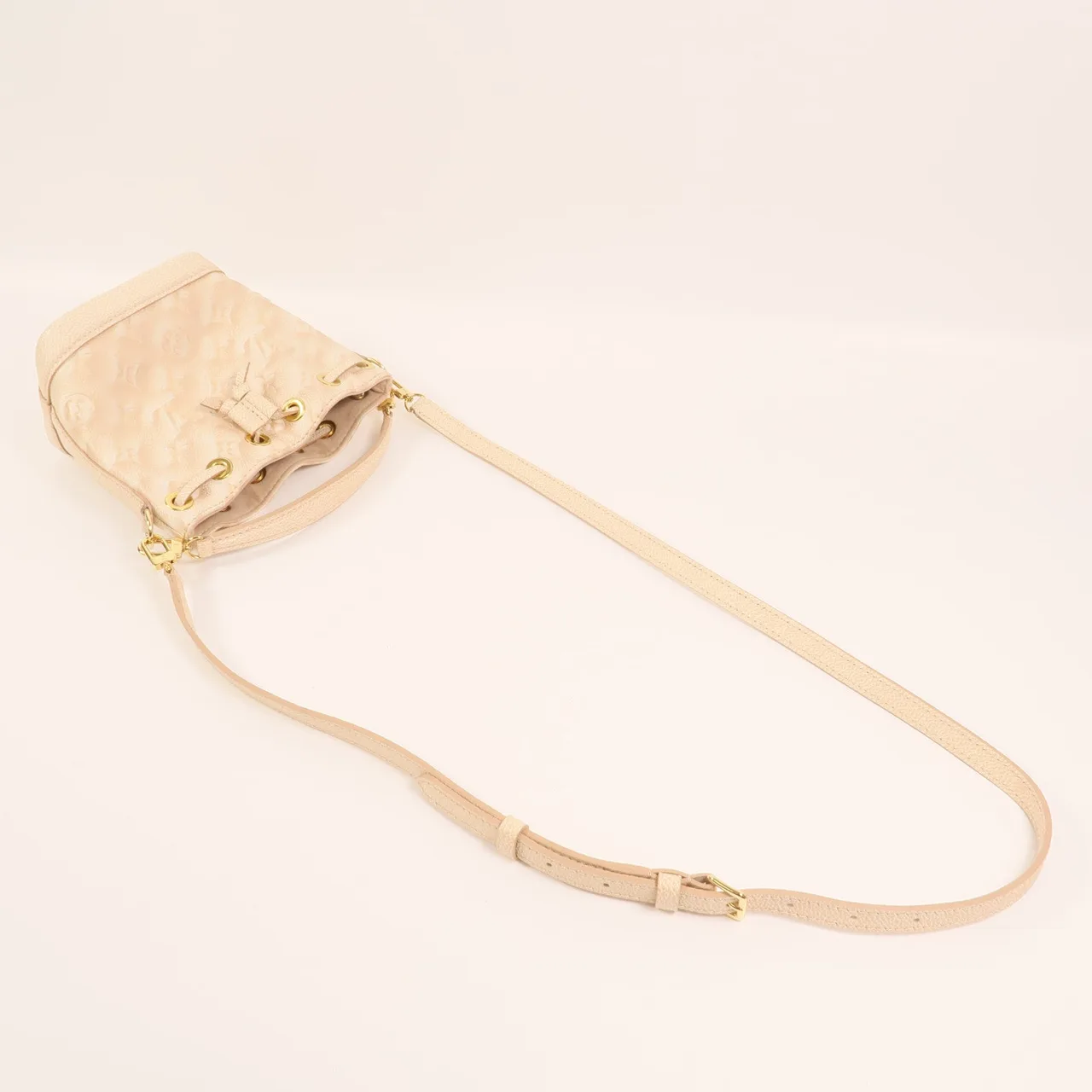 LOUIS VUITTON Nano Noe M81463 2-Way Bag Calfskin 棕色 / Light Pink Calfskin Rank B - Thumbnail 7