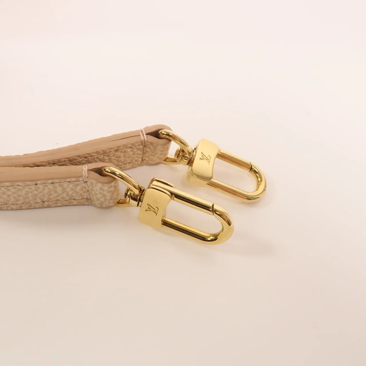 LOUIS VUITTON Nano Noe M81463 2-Way Bag Calfskin 棕色 / Light Pink Calfskin Rank B - Thumbnail 13