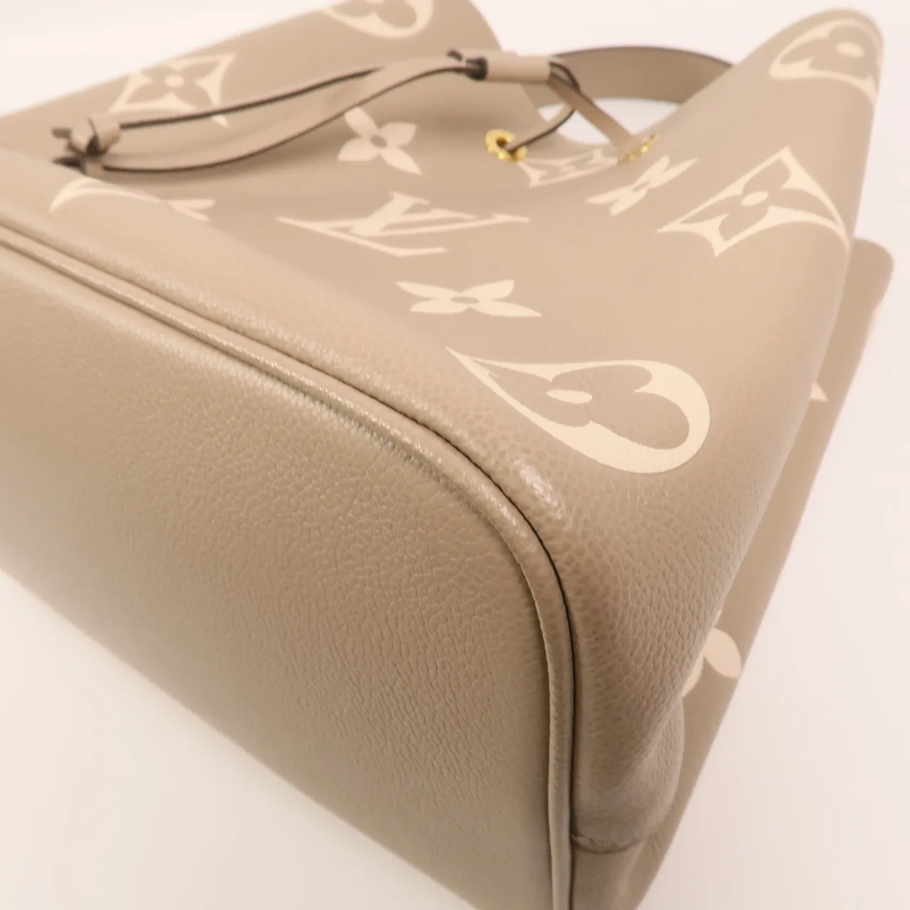 LOUIS VUITTON NeoNoe M45555 2-Way Bag Calfskin 米色 / Dove/Cream Calfskin Rank A - Thumbnail 9