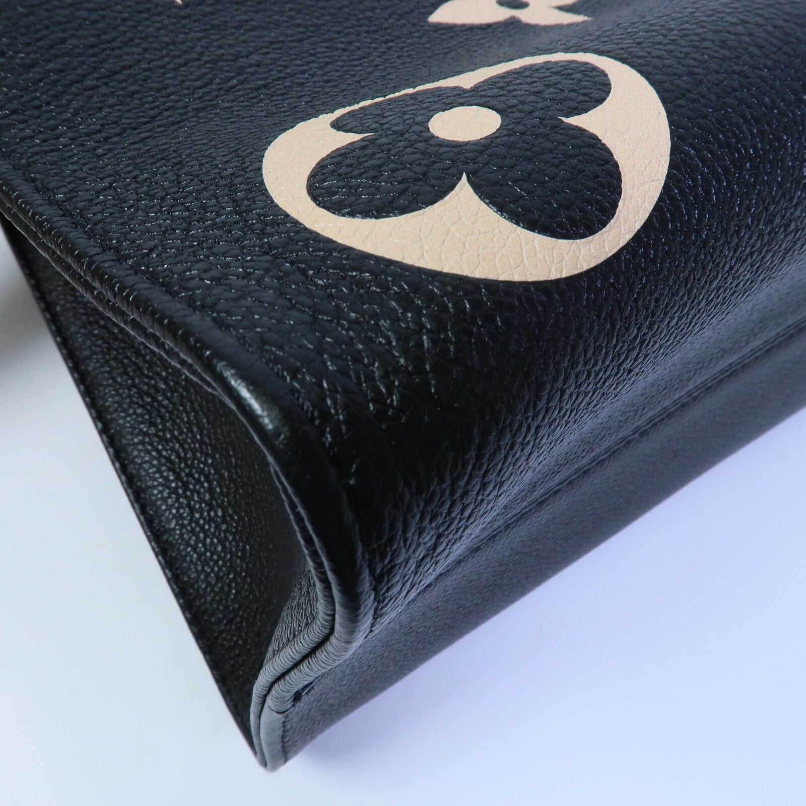 LOUIS VUITTON OnTheGo M45495 2-Way Bag Calfskin 10