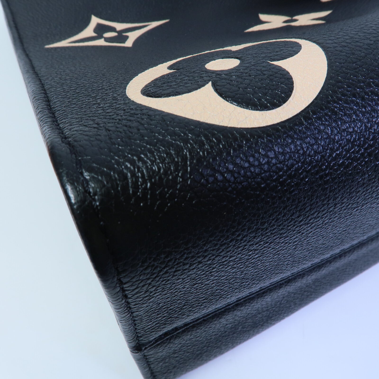 LOUIS VUITTON OnTheGo M45495 2-Way Bag Calfskin 12