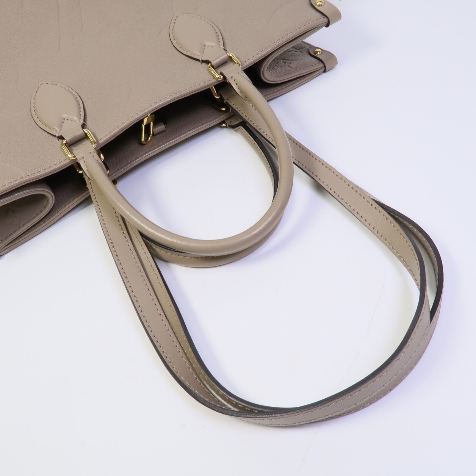 LOUIS VUITTON OnTheGo M45607 2-Way Bag Calfskin 8