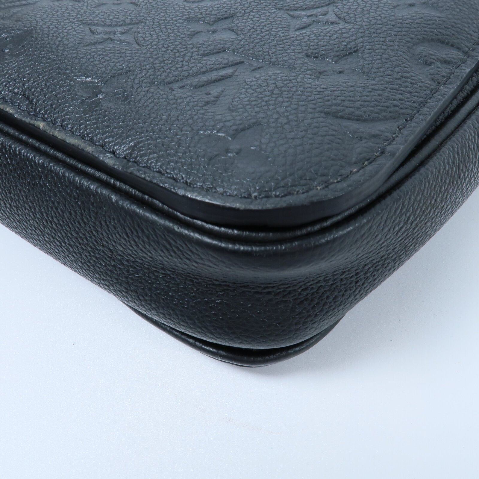 LOUIS VUITTON Pochette Metis M41487 2-Way Bag Calfskin 15