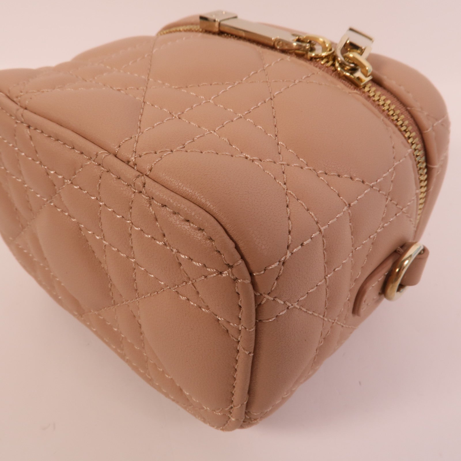 LOUIS VUITTON Vanity S0918ONMJ-M49P 兩用包 羊皮 14