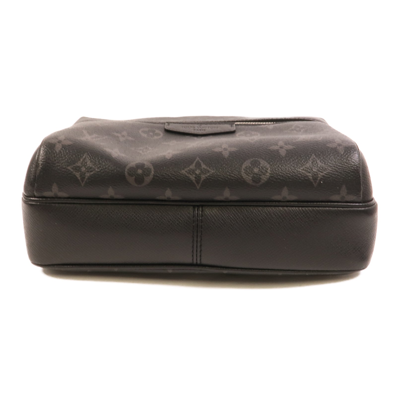 LOUIS VUITTON Outdoor Messenger M30233 Shoulder Bag Coated Canvas 4