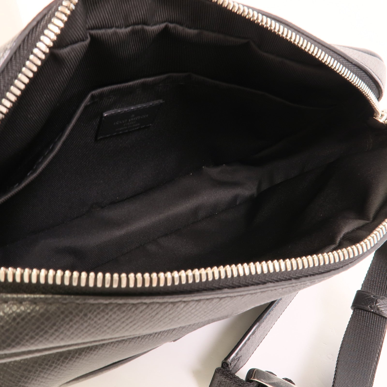 LOUIS VUITTON Outdoor Messenger M30233 Shoulder Bag Coated Canvas 5