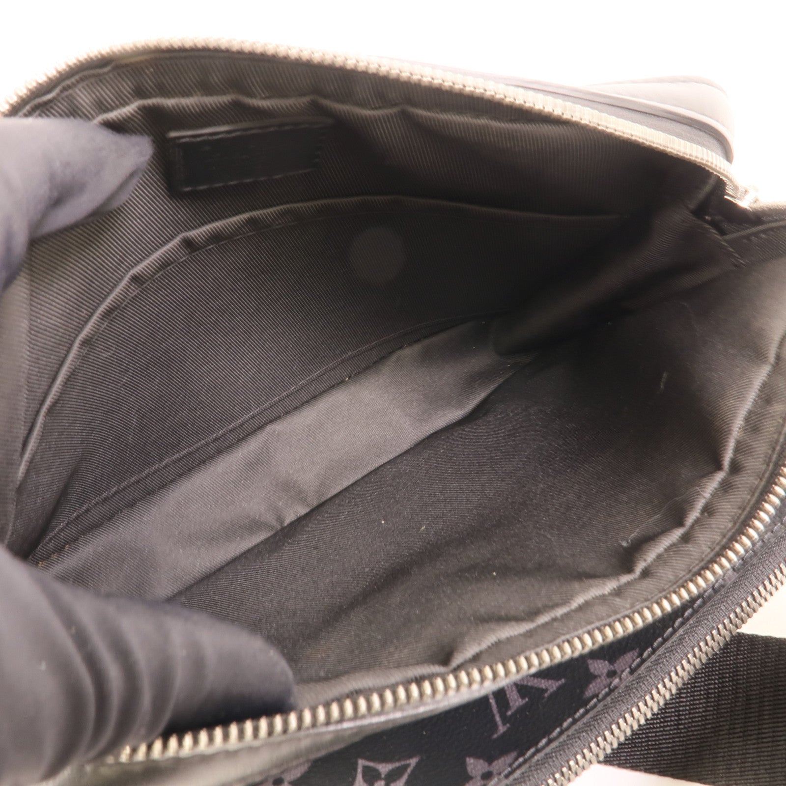 LOUIS VUITTON M69443 Shoulder Bag Coated Canvas 5