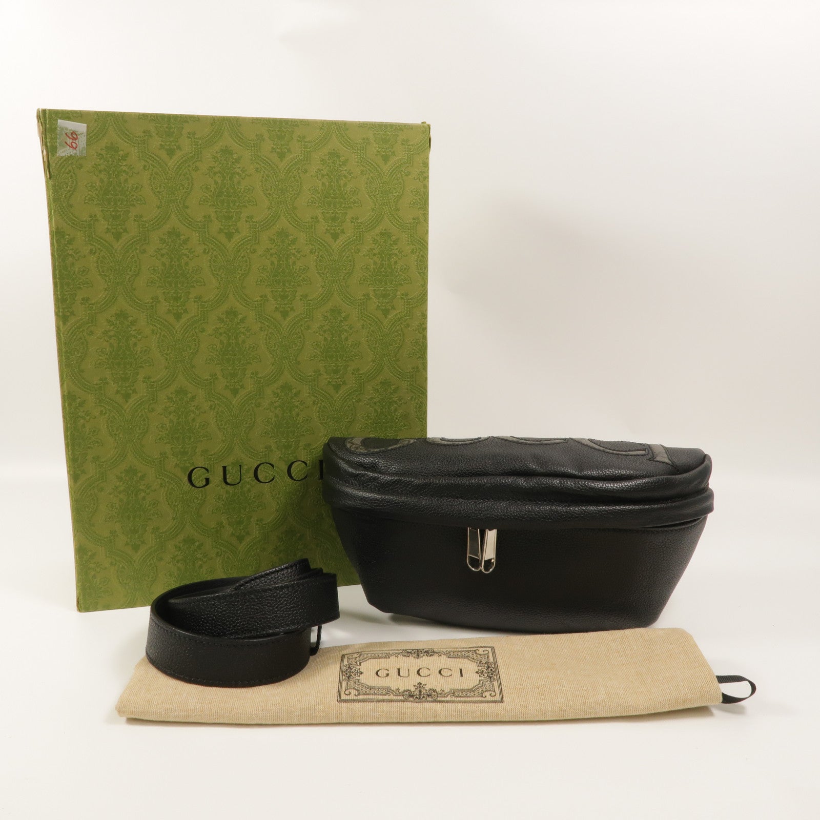 LOUIS VUITTON 768111 Belt Bag Calfskin 12