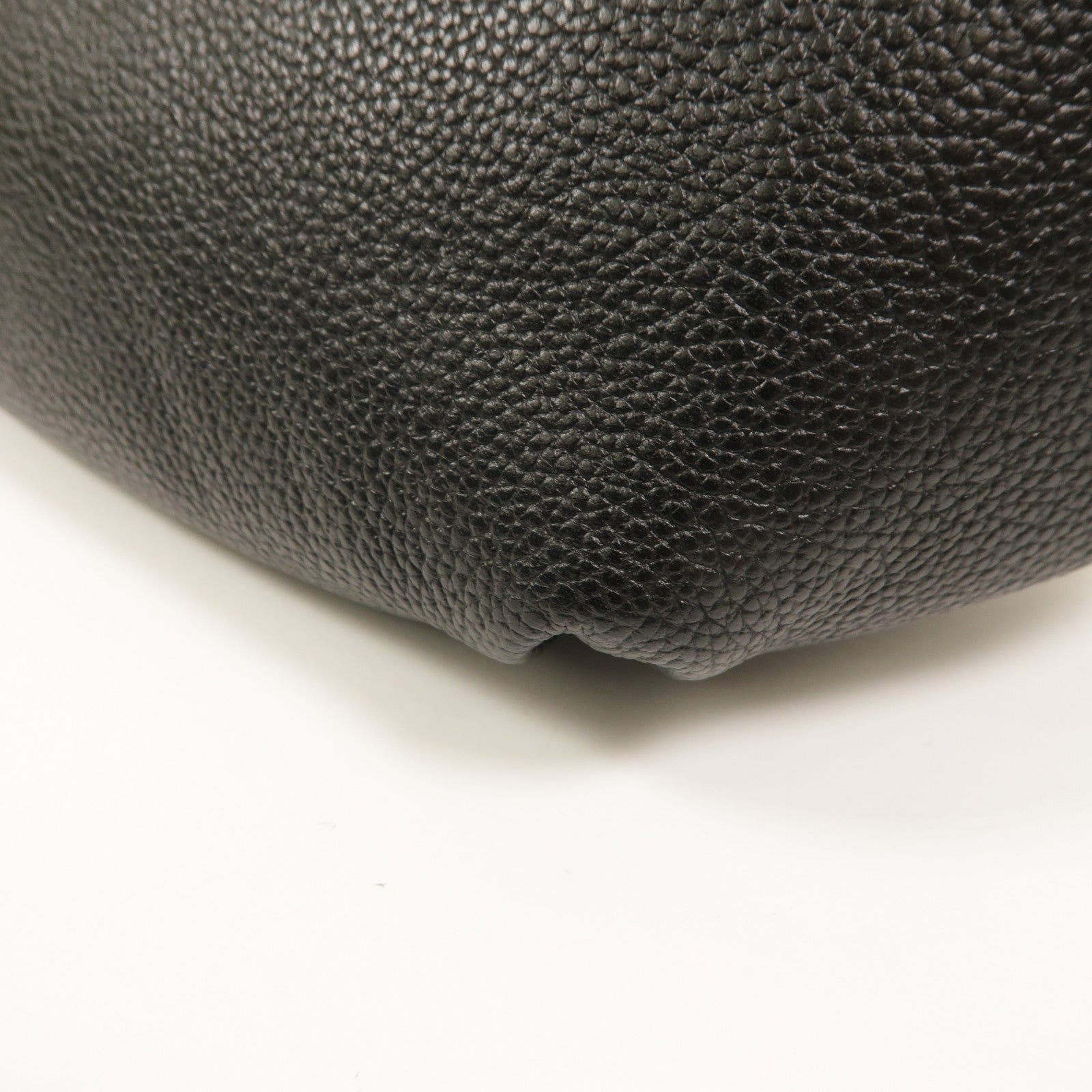 LOUIS VUITTON 768111 Belt Bag Calfskin 13