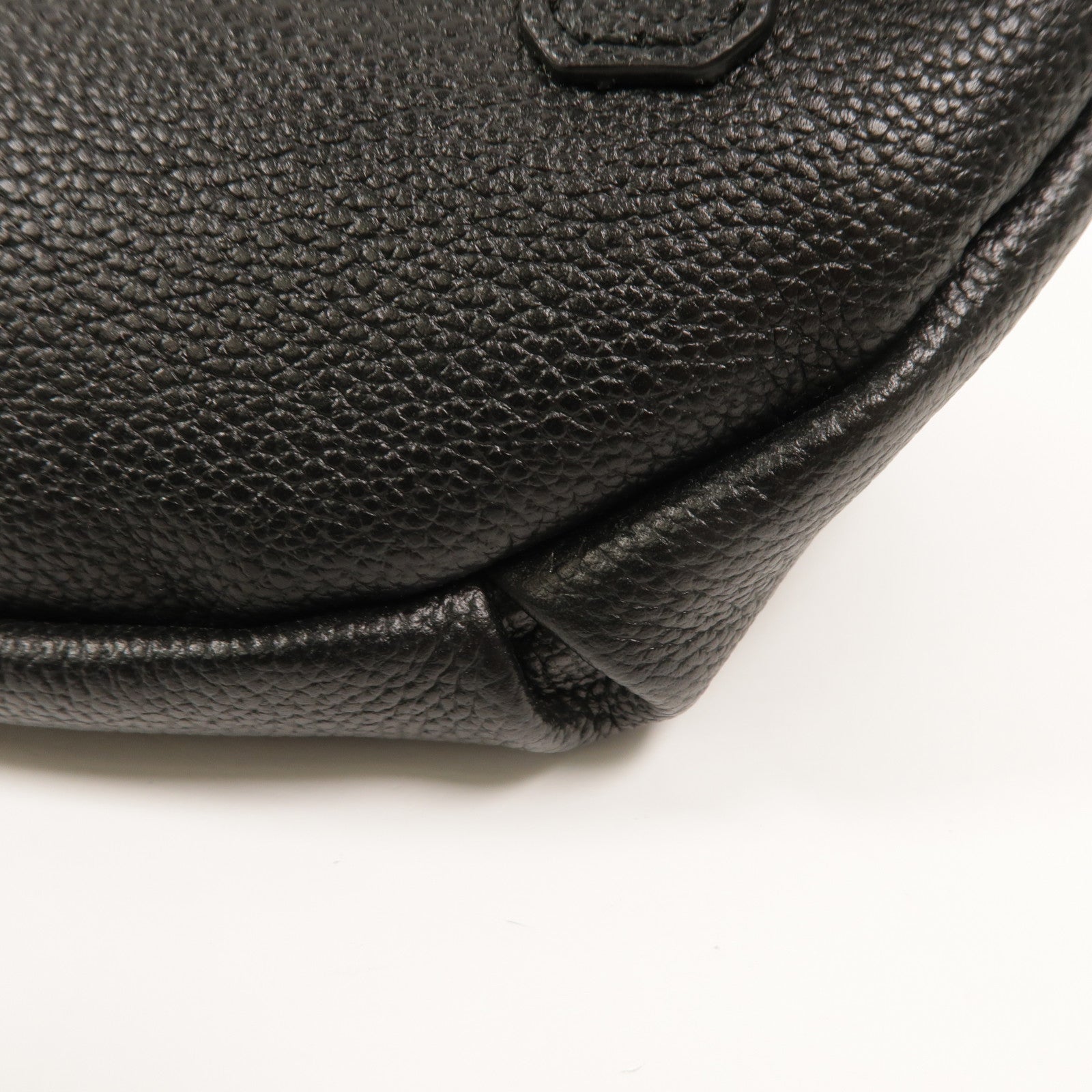 LOUIS VUITTON 768111 Belt Bag Calfskin 15