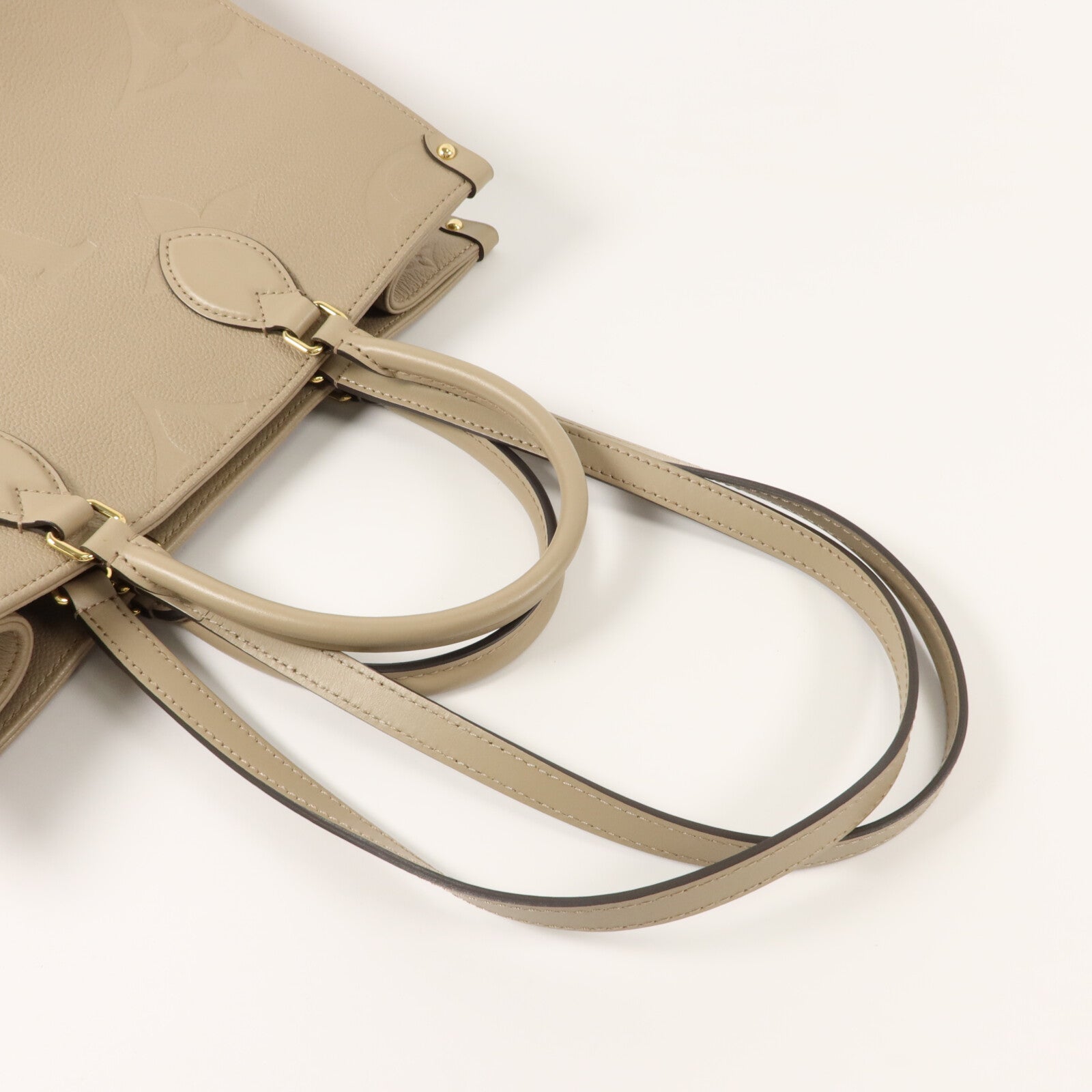 LOUIS VUITTON OnTheGo M45607 2-Way Bag Calfskin 7