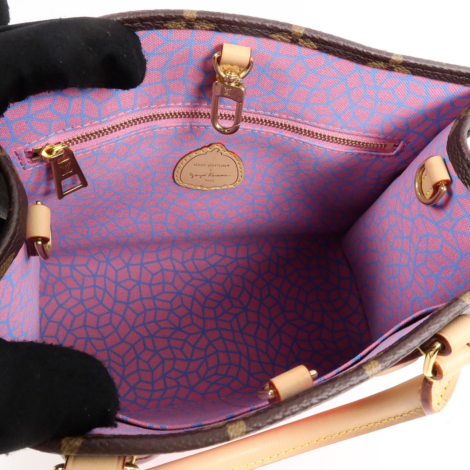 LOUIS VUITTON OnTheGo M46467 兩用包 塗層帆布 5